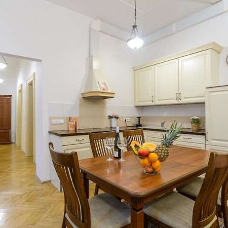 Cozy Apartment Near Stefanikuv Most Prague Exterior photo