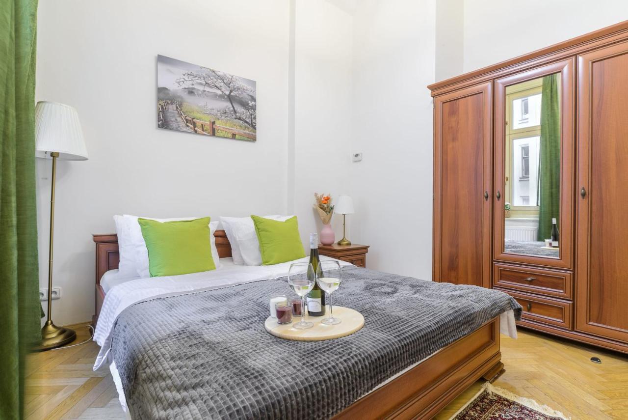 Cozy Apartment Near Stefanikuv Most Prague Exterior photo